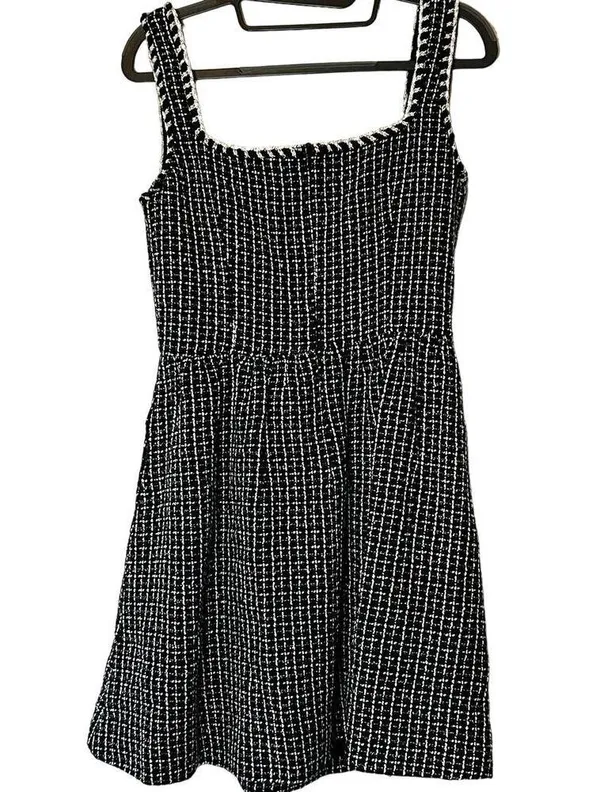Cider NWOT Women's Black and White Tweed Babydoll Mini Dress - Image 3