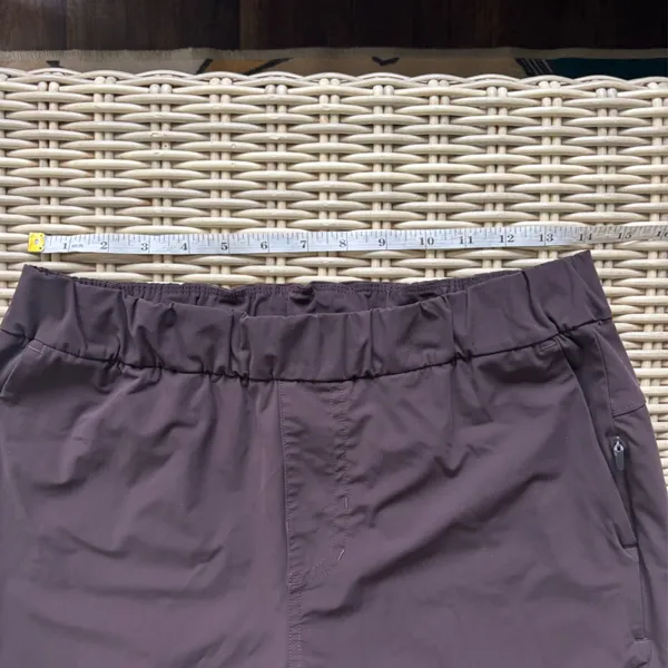 Vuori‎ Miles Ankle Pant medium athleisure workout yoga streetwear techwear - Image 11