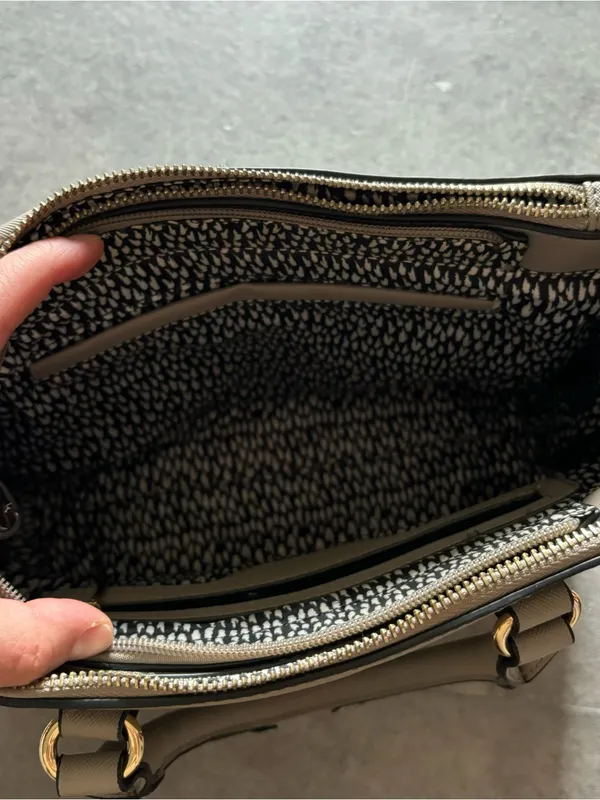 Tan purse - Image 6