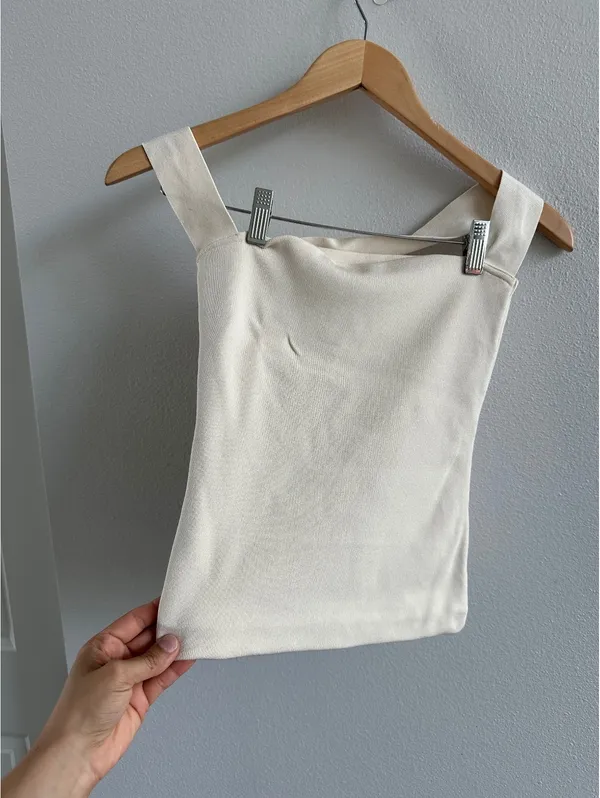 Akarii Knitted Reversed Halter Size Small NWT - Image 7