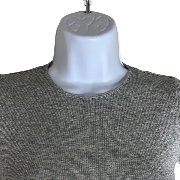 Skin Andreea Ali 0 XS Crop Top Gray Organic‎ Pima Cotton Ribbed Long Sleeve NWT - Image 3