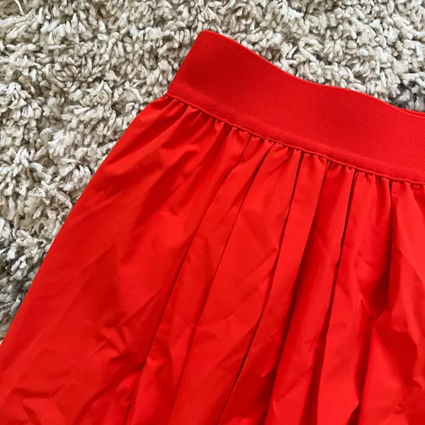 NWT NIKE 24.7 Perfect Stretch DRI-FIT High Rise Pleated Skort - Image 4