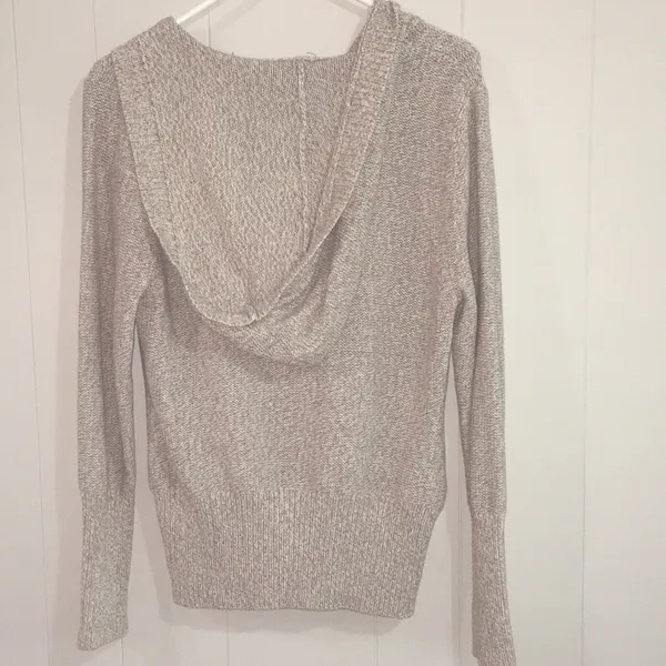 Cabela’s Zip Front Hooded Sweater Size M - Image 4