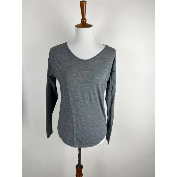 Lululemon Gray Long Sleeve Athletic Top Thumbholes V Neck Women's - Image 11