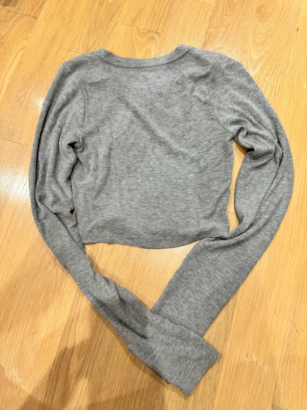 Long Sleeve Top Gray Size XS - Image 2