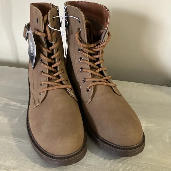 Harborsides Tan Combat Boots w/ Knit Cuff & Buckle – Size 9, NWT - Image 5