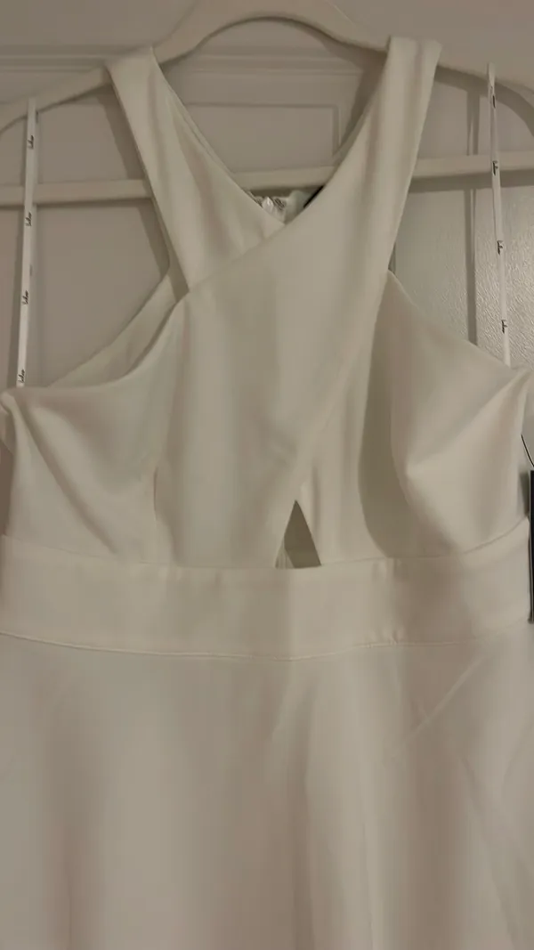 White Dress Size XL - Image 2