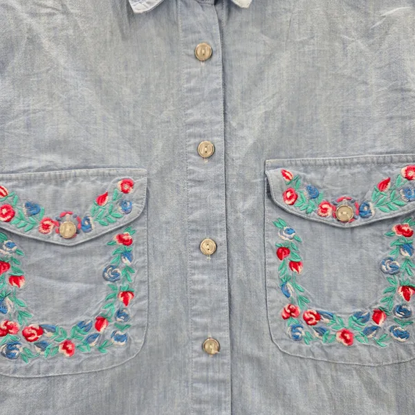 Blue Button Up Floral Embroidered Short Sleeve Vintage Y2K Short Top M Medium‎ - Image 5