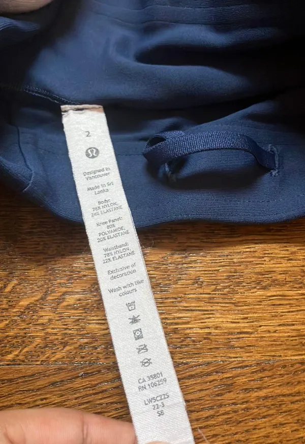Lululemon Leggings 28” - Image 4