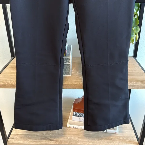 L.L. Bean Women High-Rise Snowboard/ Ski / Snow Pants (Lined) Black, 8 (FLAW) - Image 3