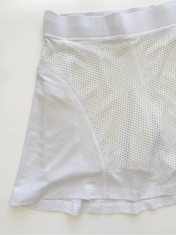lululemon Tennis Skirt - Sample Piece - Size 8 - Image 2
