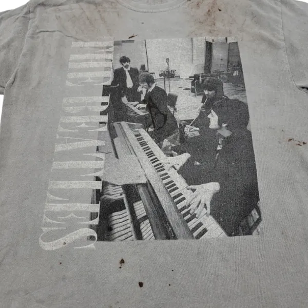 Shirt Size Medium / Large Graphic Tee Band Tee Painted Grungy Faded Unisex T-shirt - Image 2