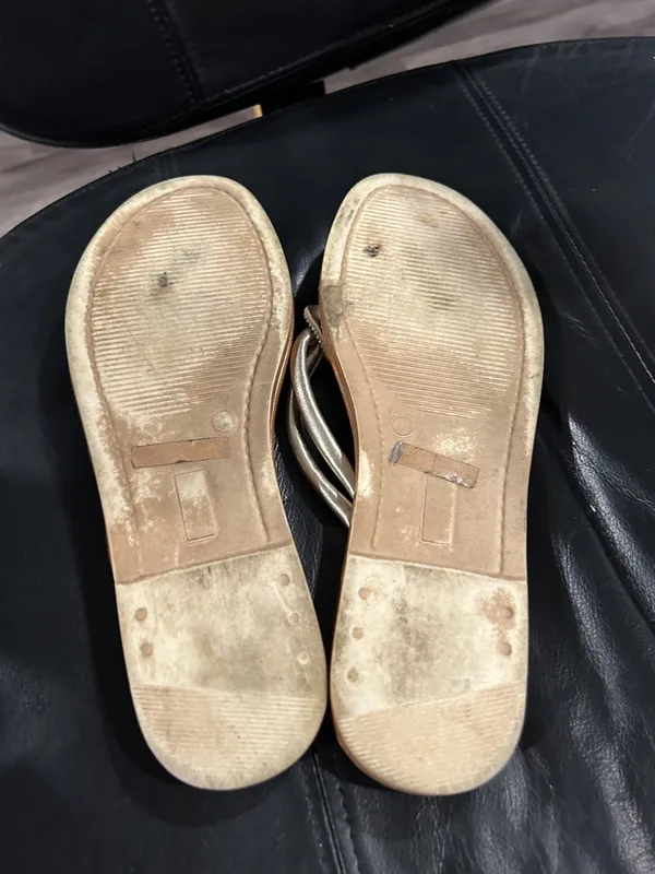 Bella Vita Metallic Gold Knotted Thong Sandals - Image 6