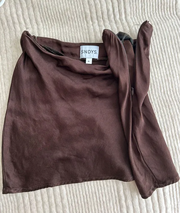 Revolve Brown Mini Skirt - Image 3