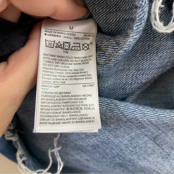 GAP Jean Cutoff Shortalls - Image 4
