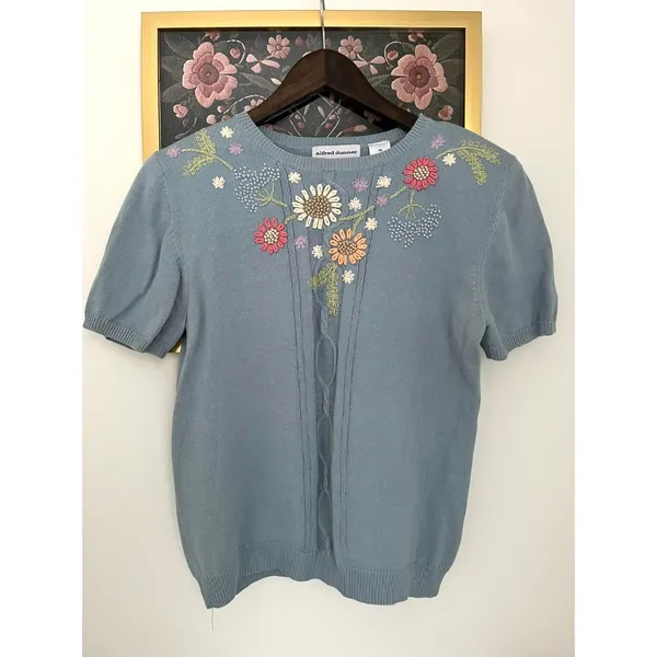 VTG Alfred Dunner Embroidered Floral Beaded Pastel Blue Pullover PS - Image 3