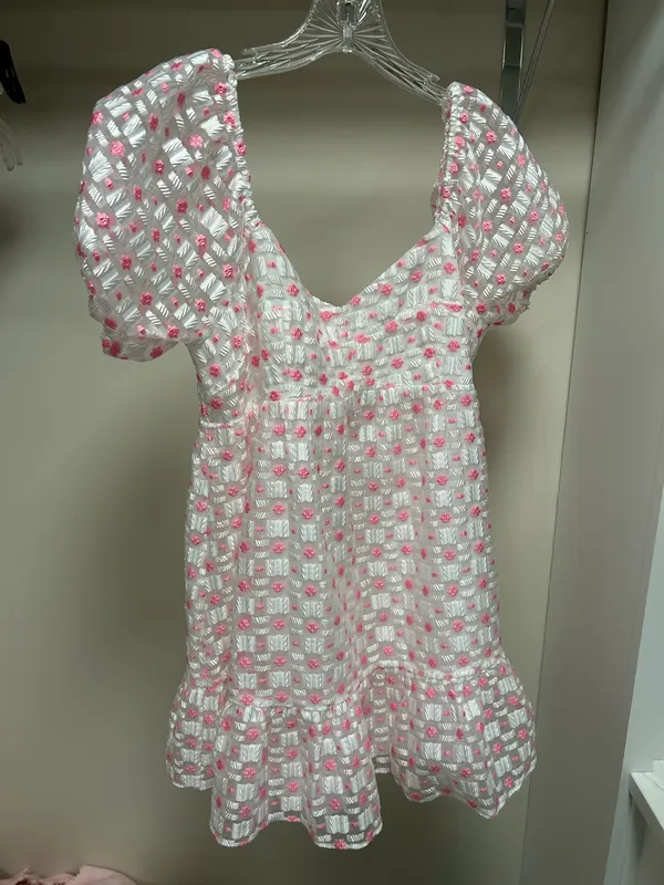 Boutique white dress with pink embroidery - Image 3