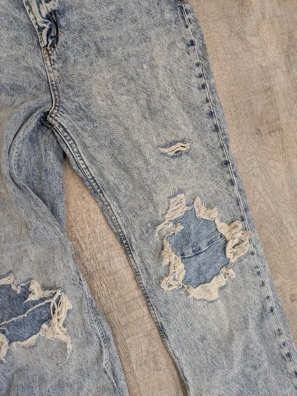 We The Free My Own Lane High Rise Distressed Aid Wash Straight Leg Jeans 31 - Image 4
