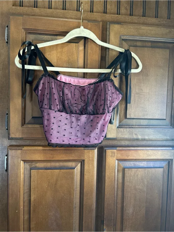 🌸SHEIN Coquette Pink & Black Polka Dot Mesh Ribbon Tie Crop Top Y2K L - Image 2