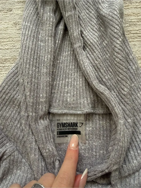 Gymshark Gray Cropped Hoodie (Size Small) - Image 4