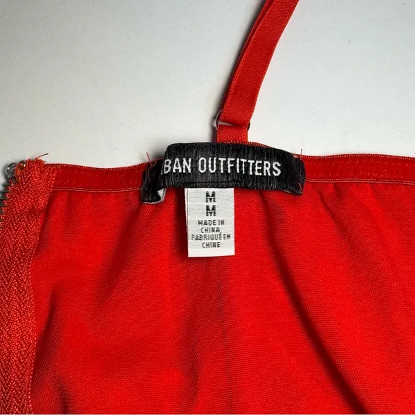 Urban Outfitters Red Satin Corset Bustier Crop Top Zip Back M - Image 4