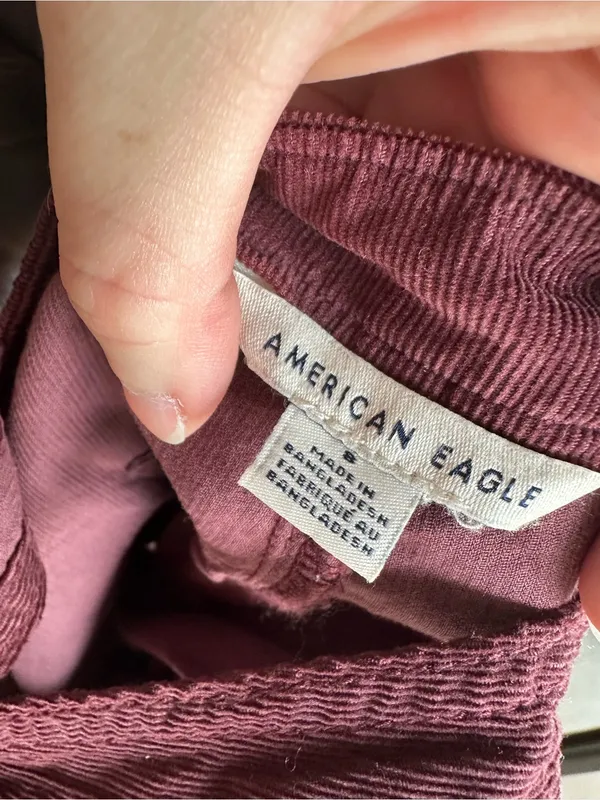 American Eagle Outfitters Burgundy Crossback Corduroy Short Overalls - Image 3