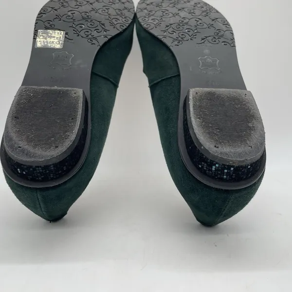 Brenda Zaro Womens 39.5 (US 8.5-9) Shoes Ballet‎ Flats Scalloped Green Suede - Image 10
