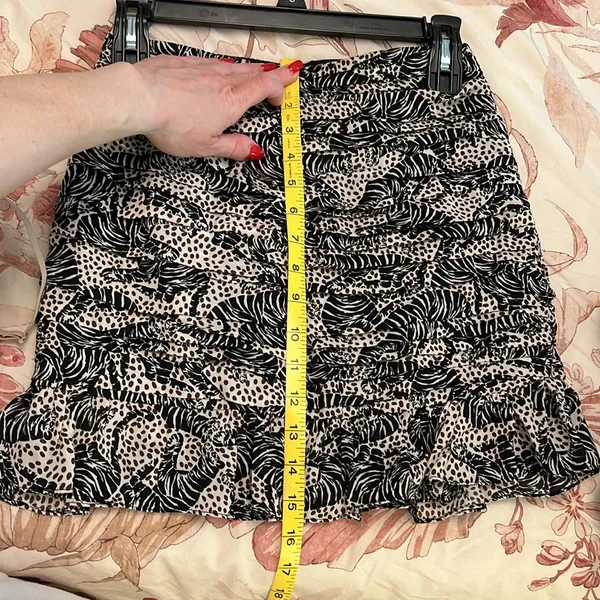 Zara ruffle mini skirt - Image 9
