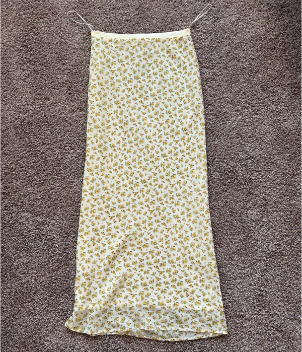 Yellow Floral Maxi Skirt - Image 4