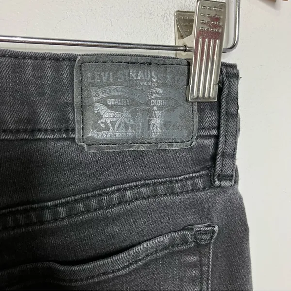 Levi’s black 711 skinny jeans women’s size 27 casual minimalist‎ trendy - Image 4