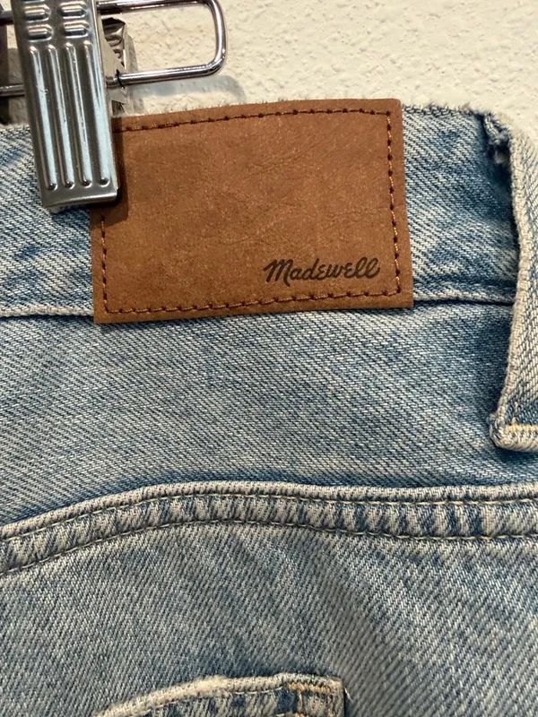 Madewell Light Wash Relaxed Women's Barrel jeans - Image 5
