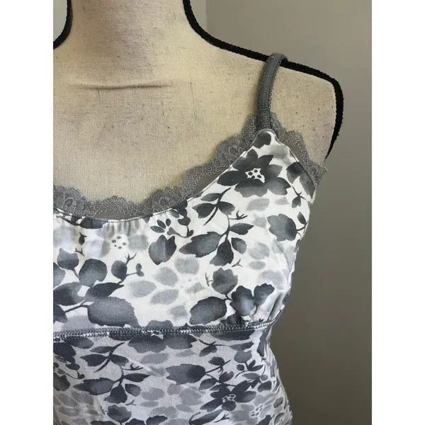 Floral Lace Trim Camisole Large Tank Top Y2K Soft Girl Romantic Casual Boho Chic - Image 3