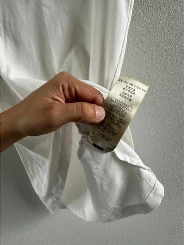 Burberry Women's White T-shirt Size XS - Image 5