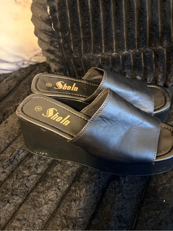 SHEIN Black Slip-On Wide Upper Slide Mules - Image 3