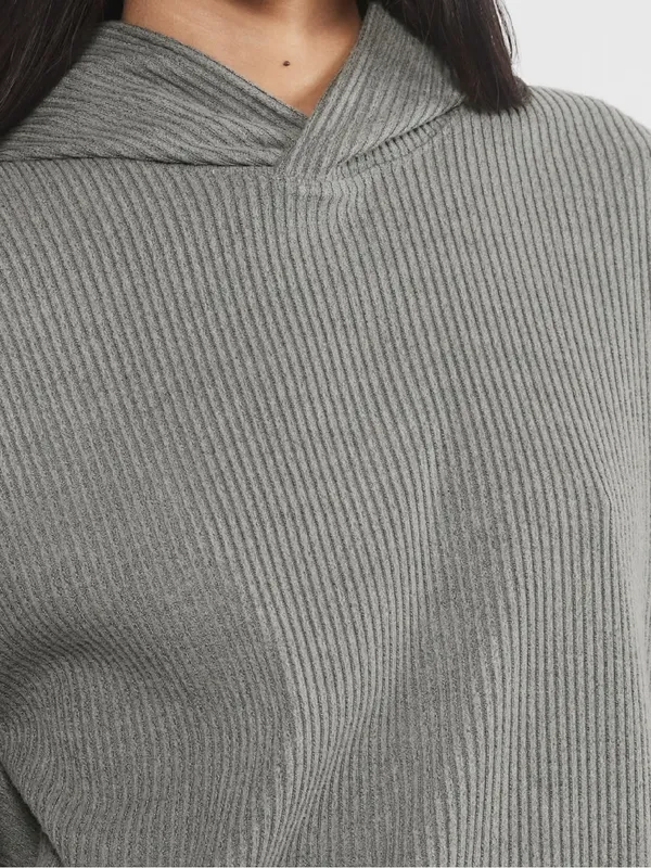 The Group by Aritzia Secluded Hoodie - Image 3