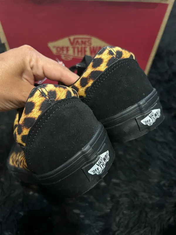 VANS old skool black suede animal print lace up shoes sneakers women’s 8.5 new - Image 4