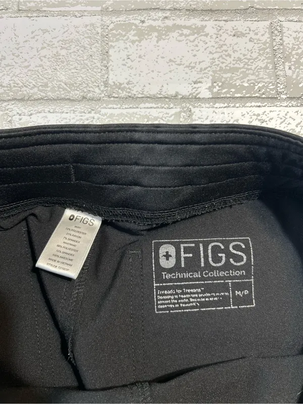 Figs Black Scrubs Pants Style T21003P - Image 2