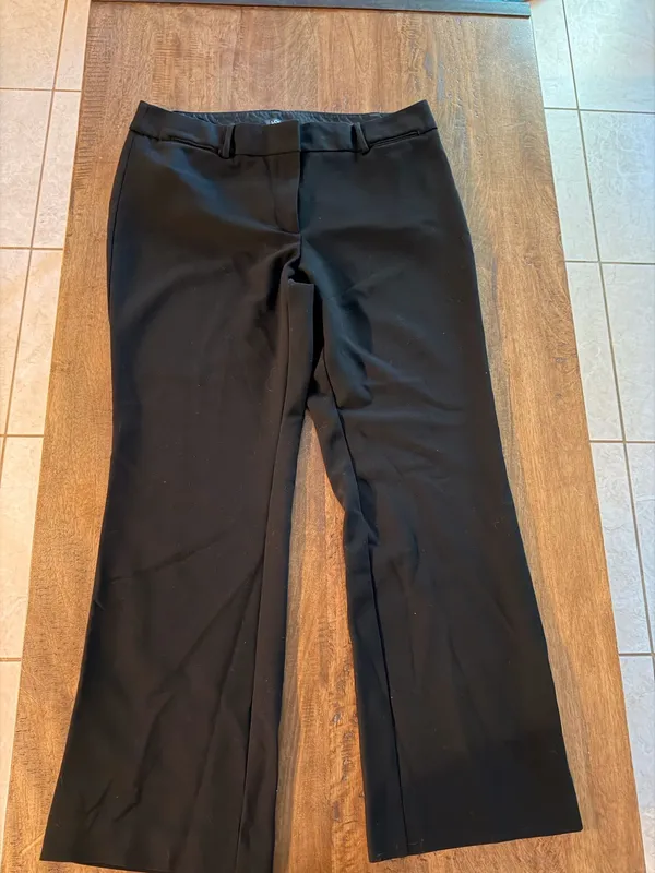 Loft Julie Trousers Black - Image 3