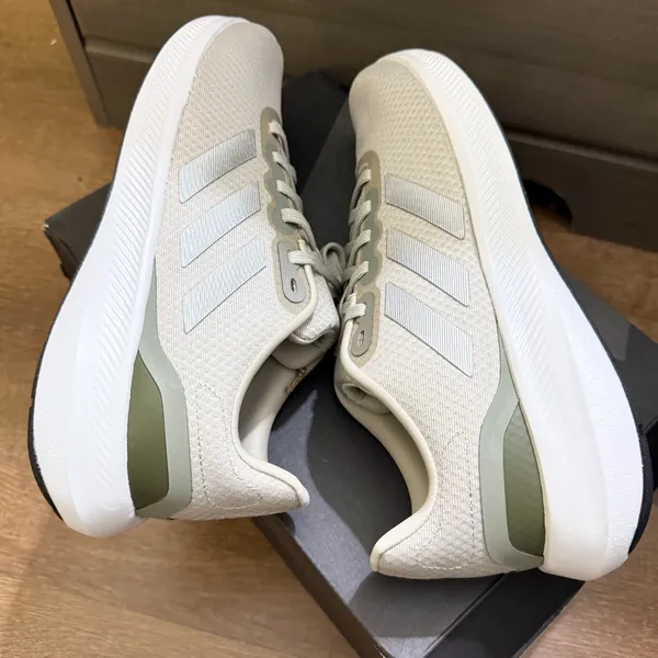 Adidas Women's Running Run Falcon  Size 10 - Image 4