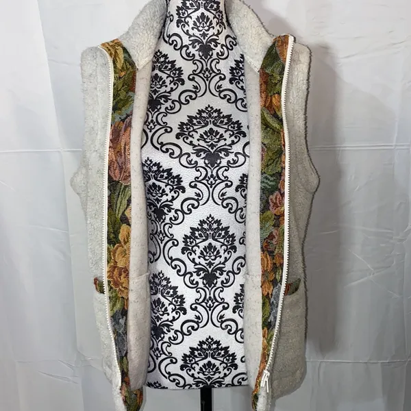 Vintage Orvis Sherpa Fleece Tapestry Trimmed Full Zip Vest Size Large - Image 5