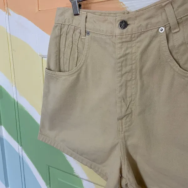 Vintage French Dressing 90s Butter Yellow High Waisted Denim Shorts Sz 10 💚🎀 - Image 4