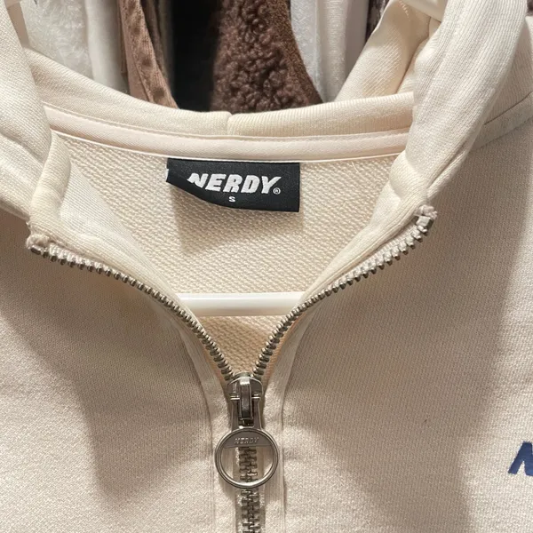 NERDY cream zip up hoodie White - Image 2