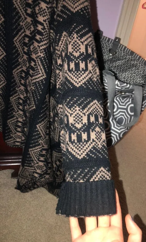 Boutique Cardigan - Image 2