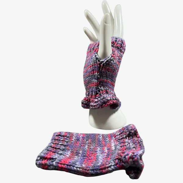 Handknit Wrist Warmers Blue & Pink Ruffle Cuff - Image 2
