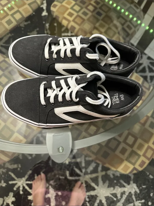 Time and Tru woman’s Black and White Casual Lace-Up Sneakers - Image 2