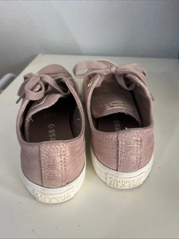Converse Women’s Rose Gold Metallic Low Tops Sneakers Size 7 - Image 5