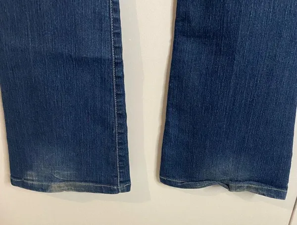 Paige Skyline Bootcut Dark Wash Jeans in Size 24 - Image 6