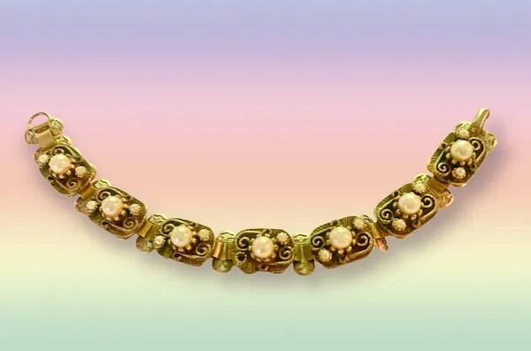 Vintage pearl book link bracelet - Image 2