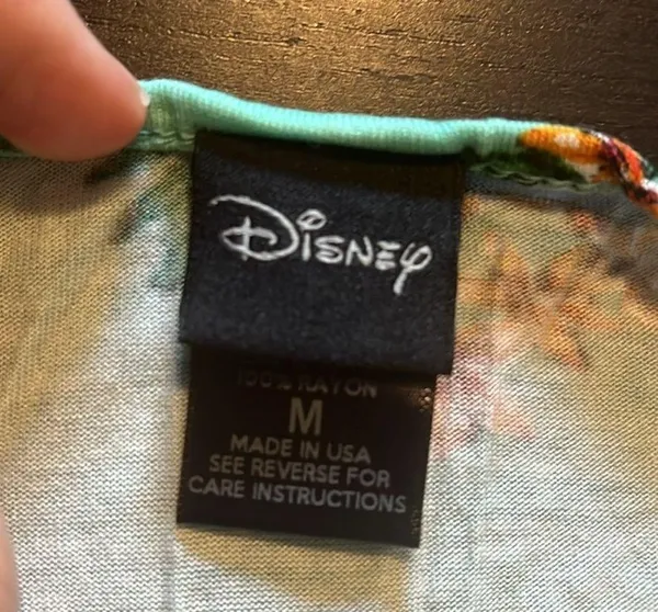 Disney tank top in medium. Used good condition. - Image 2