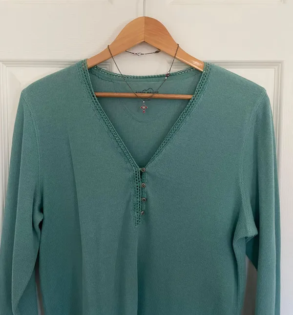 Eddie Bauer Marbled Pear Green Henley Thermal - Image 2